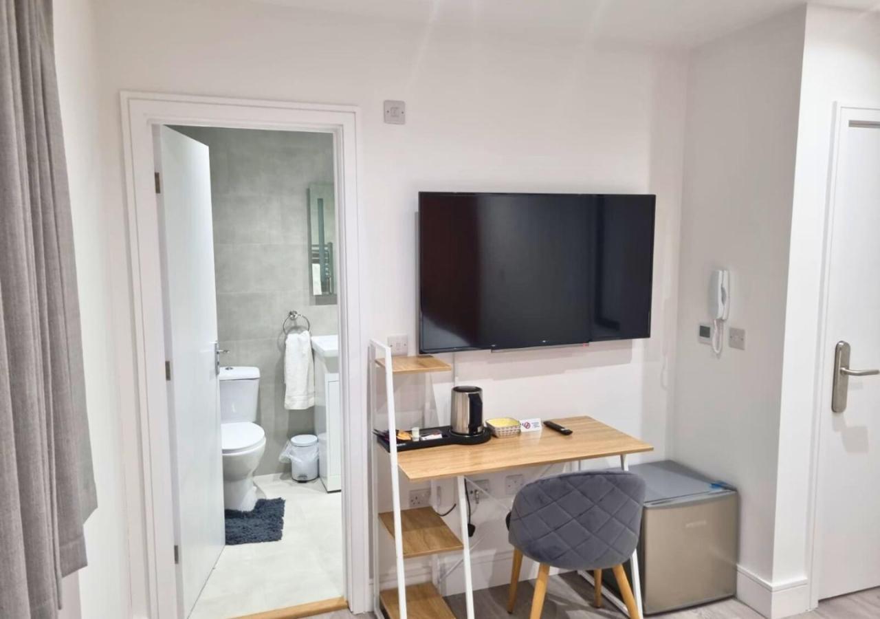 Apartament The Coppice Watford  Zewnętrze zdjęcie