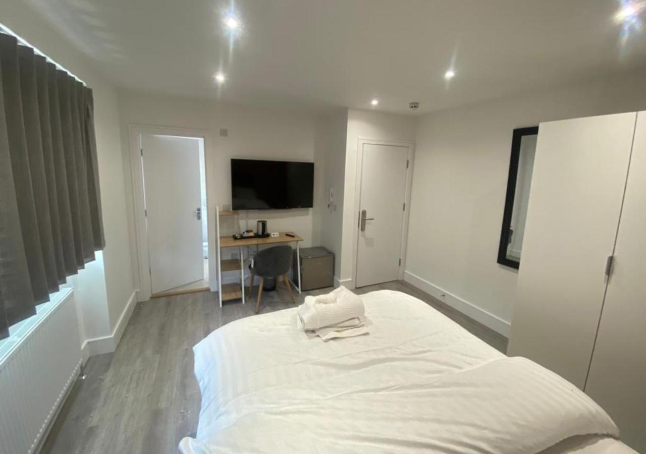 Apartament The Coppice Watford  Zewnętrze zdjęcie