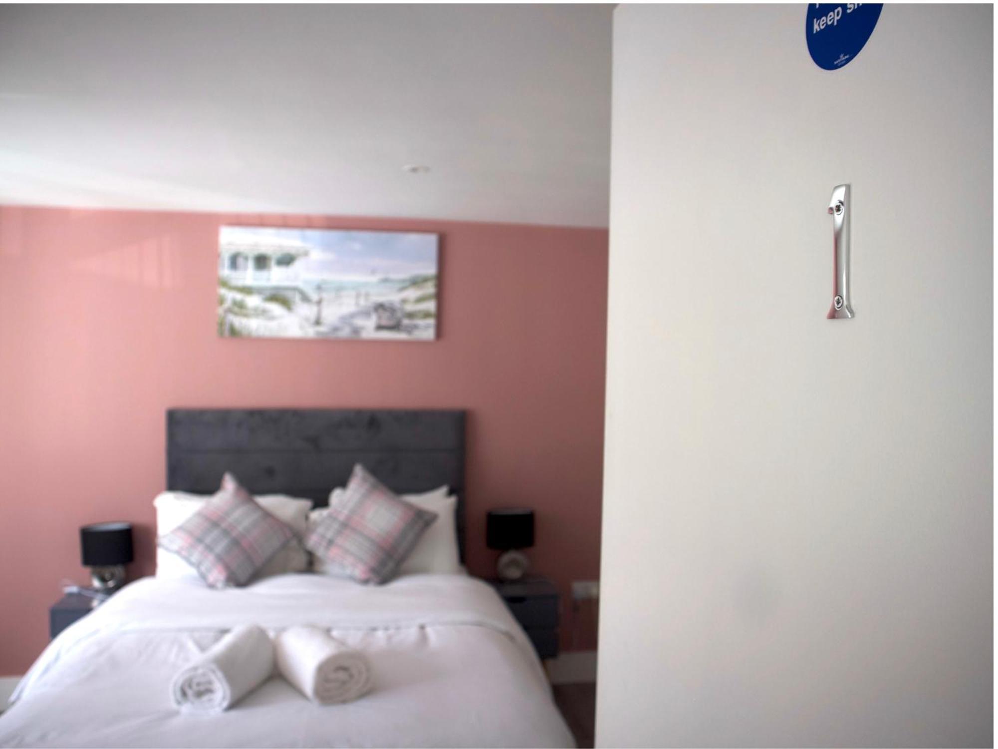 Apartament The Coppice Watford  Zewnętrze zdjęcie