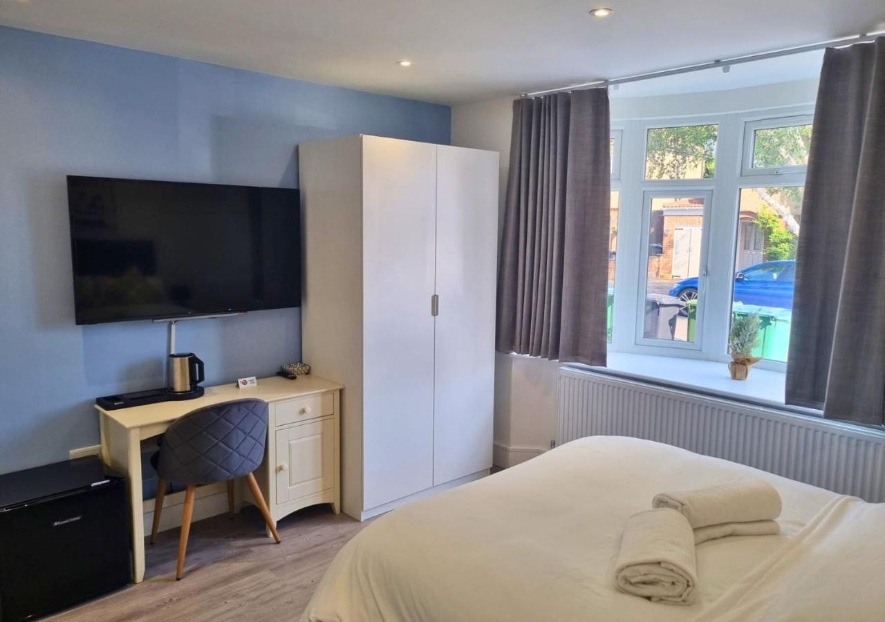 Apartament The Coppice Watford  Zewnętrze zdjęcie